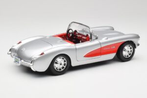 Chevrolet Corvette C1 Argento & Rosso Bburago 1:18 3024-M1 Pressofusione — immagine 3 di 8