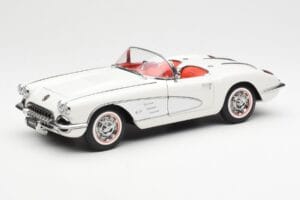 Chevrolet Corvette C1 Spider Hard Top Snowcrest Bianco AUTOart 1:18 71147 Pressofusione