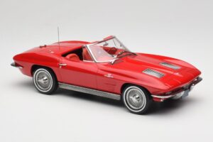 Chevrolet Corvette C2 Sting Ray Cabriolet Riverside Red Norev 1:18 189056 Pressofusione — immagine 4 di 6