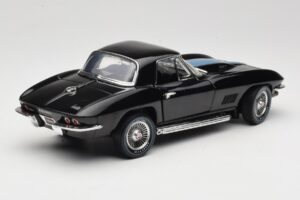 Chevrolet Corvette C2 Nero American Muscle 1:18 AMM1099/06 Pressofusione — immagine 3 di 8