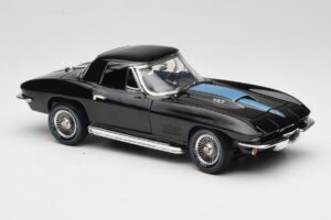 Chevrolet Corvette C2 Nero American Muscle 1:18 AMM1099/06 Pressofusione — immagine 6 di 8