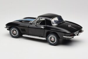Chevrolet Corvette C2 Nero American Muscle 1:18 AMM1099/06 Pressofusione — immagine 7 di 8