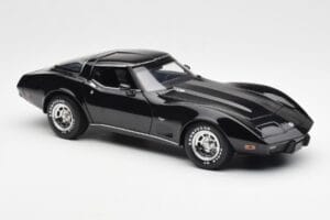 Chevrolet Corvette C3 Nero UT Models 1:18 21071 Pressofusione — immagine 6 di 8