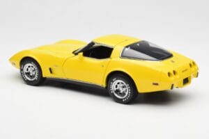 Chevrolet Corvette C3 Giallo UT Models 1:18 21074 Pressofusione — immagine 7 di 8