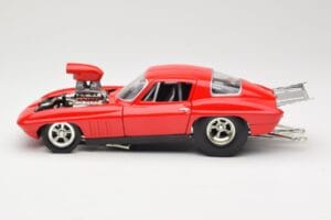 Chevrolet Corvette C3 Dragster Rosso Hot Wheels 1:18 29226 Pressofusione — immagine 4 di 8