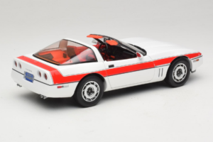 Chevrolet Corvette C4 A-Team Bianco GreenLight 1:18 13532 Pressofusione — immagine 3 di 8