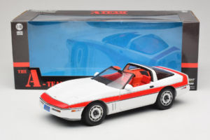 Chevrolet Corvette C4 A-Team Bianco GreenLight 1:18 13532 Pressofusione — immagine 8 di 8