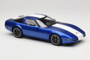 Chevrolet Corvette C4 Grand Sport Admiral Blue GT Spirit 1:18 GT538 Resina — immagine 4 di 6