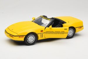 Chevrolet Corvette C4 Indianapolis 500 Pace Car Giallo Greenlight 1:18 11801-06 Pressofusione — immagine 2 di 8