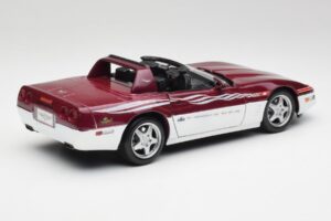 Chevrolet Corvette C4 Indy 500 Pace Car Maisto 1:18 56011 Pressofusione — immagine 3 di 8