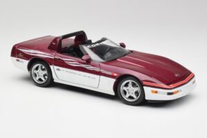Chevrolet Corvette C4 Indy 500 Pace Car Maisto 1:18 56011 Pressofusione — immagine 6 di 8