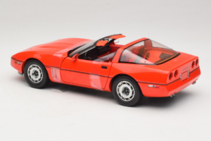 Chevrolet Corvette C4 Larry Sellers Big Lebowski Movie Car GreenLight 1:18 13533 Pressofusione — immagine 5 di 6