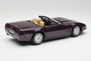 Chevrolet Corvette C4 LT4 Cabriolet Viola Metallizzato Maisto 1:18 50277 Pressofusione — immagine 3 di 8