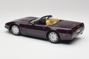 Chevrolet Corvette C4 LT4 Cabriolet Viola Metallizzato Maisto 1:18 50277 Pressofusione — immagine 7 di 8
