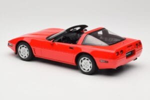 Chevrolet Corvette C4 Torch Red GT Spirit 1:18 GT537 Resina — immagine 5 di 6