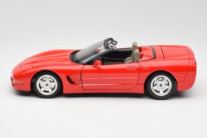 Chevrolet Corvette C5 Cabriolet Rosso Bburago 1:18 3076 Pressofusione — immagine 4 di 8