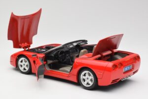 Chevrolet Corvette C5 Cabriolet Rosso Bburago 1:18 3076 Pressofusione — immagine 5 di 8