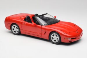Chevrolet Corvette C5 Cabriolet Torch Rosso Maisto 1:18 50318 Pressofusione — immagine 6 di 8