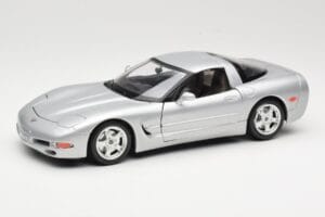 Chevrolet Corvette C5 Argento Bburago 1:18 3056 Pressofusione