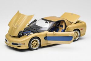 Chevrolet Corvette C5 Guldstrand Signature Edition Oro Maisto 1:18 31657 Pressofusione — immagine 2 di 8