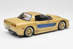 Chevrolet Corvette C5 Guldstrand Signature Edition Oro Maisto 1:18 31657 Pressofusione — immagine 3 di 8