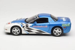 Chevrolet Corvette C5 Pace Car Rolex 24 at Daytona 1999 UT Models 1:18 39944 Pressofusione — immagine 4 di 8