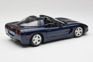 Chevrolet Corvette C5 Nassau Blu Bburago 1:18 30166 Pressofusione — immagine 3 di 8
