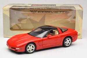 Chevrolet Corvette C5 Targa Rosso UT Models 1:18 21001 Pressofusione — immagine 8 di 8