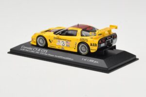 Chevrolet Corvette C5-R #3 R. Fellows / J. O'Connell / O. Gavin ALMS Petit Le Mans 2002 Minichamps 1:43 400021493 Pressofusio — immagine 3 di 4