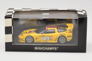Chevrolet Corvette C5-R #3 R. Fellows / J. O'Connell / O. Gavin ALMS Petit Le Mans 2002 Minichamps 1:43 400021493 Pressofusio — immagine 4 di 4