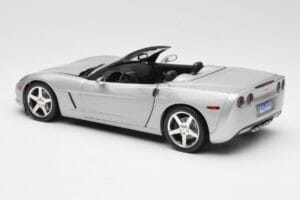 Chevrolet Corvette C6 Cabriolet Argento Hot Wheels 1:18 B6052 Pressofusione — immagine 7 di 8