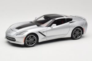 Chevrolet Corvette C7 Argento Maisto 1:18 38132 Pressofusione