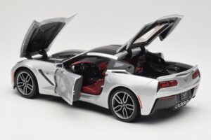 Chevrolet Corvette C7 Argento Maisto 1:18 38132 Pressofusione — immagine 5 di 8