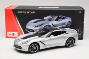 Chevrolet Corvette C7 Argento Maisto 1:18 38132 Pressofusione — immagine 8 di 8