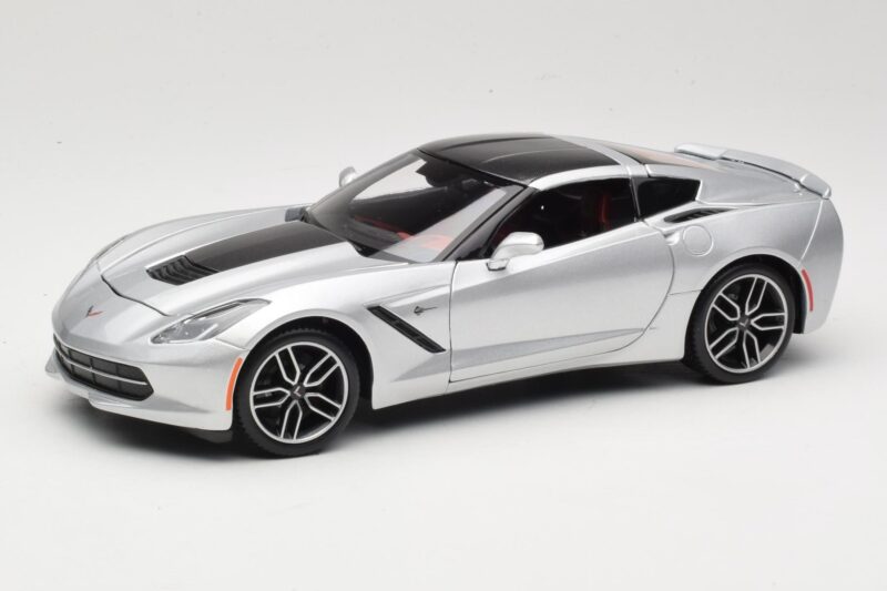 Chevrolet Corvette C7 Argento Maisto 1:18 38132 Pressofusione