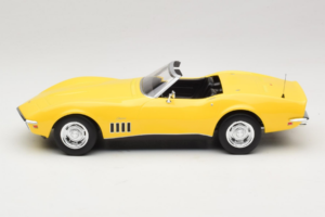 Chevrolet Corvette C3 Cabriolet Daytona Yellow Norev 1:18 189039 Pressofusione — immagine 3 di 6