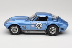 Chevrolet Corvette Grand Sport GT #80 R. Penske Chevrolet Nassau Speed Week 1963 Exoto 1:18 RLG18022 Pressofusione — immagine 4 di 8