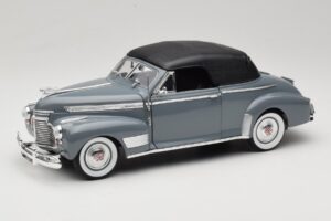 Chevrolet Deluxe Cabriolet Con Capote Grigio Eagles Race 1:18 7497276 Pressofusione