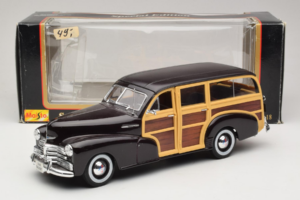 Chevrolet Fleetmaster Woody Nero Maisto 1:18 56043 Pressofusione — immagine 8 di 8