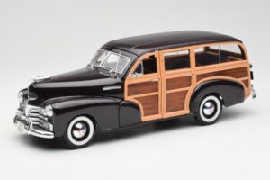 Chevrolet Fleetmaster Woody Marrone Maisto 1:18 36854 Pressofusione