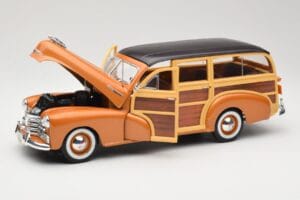Chevrolet Fleetmaster Woody Oro Maisto 1:18 56042 Pressofusione — immagine 2 di 8