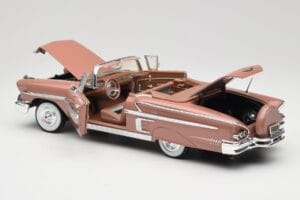 Chevrolet Impala Cabriolet Marrone Motormax 1:18 73112 Pressofusione — immagine 5 di 8