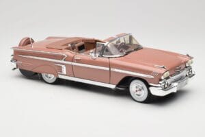 Chevrolet Impala Cabriolet Marrone Motormax 1:18 73112 Pressofusione — immagine 6 di 8