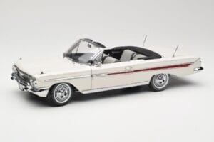 Chevrolet Impala Cabriolet Bianco Sun Star 1:18 3405 Pressofusione