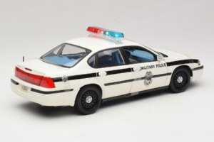 Chevrolet Impala Military Police Maisto 1:18 36611 Pressofusione — immagine 2 di 6