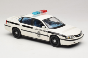 Chevrolet Impala Military Police Maisto 1:18 36611 Pressofusione — immagine 4 di 6