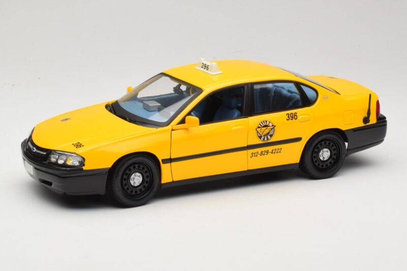 Chevrolet Impala Taxi Maisto 1:18 36617 Pressofusione