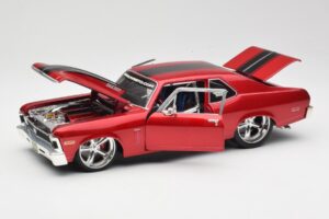 Chevrolet Nova SS Coupe Rosso Maisto 1:18 31083-M1 Pressofusione — immagine 2 di 8