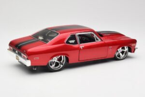 Chevrolet Nova SS Coupe Rosso Maisto 1:18 31083-M1 Pressofusione — immagine 3 di 8