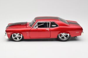 Chevrolet Nova SS Coupe Rosso Maisto 1:18 31083-M1 Pressofusione — immagine 4 di 8
